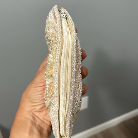 Vintage no brand beaded ivory pink zipper closure small/ mini bag 7.5 x 6” - Picture 14 of 14